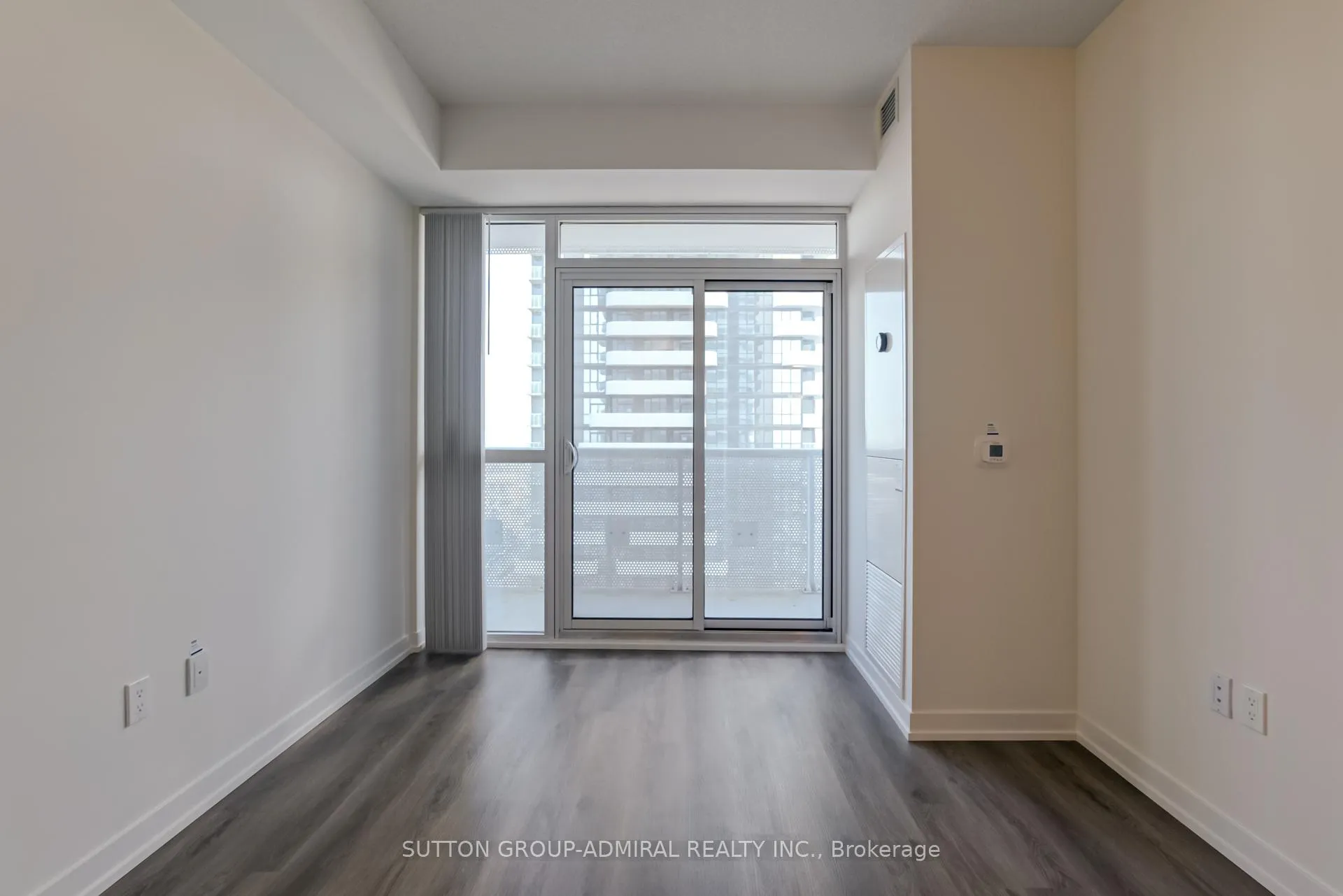 Photo 8 of Unit 1501, 225 Commerce Street, Vaughan, Vaughan Corporate Centre — HOMEH
