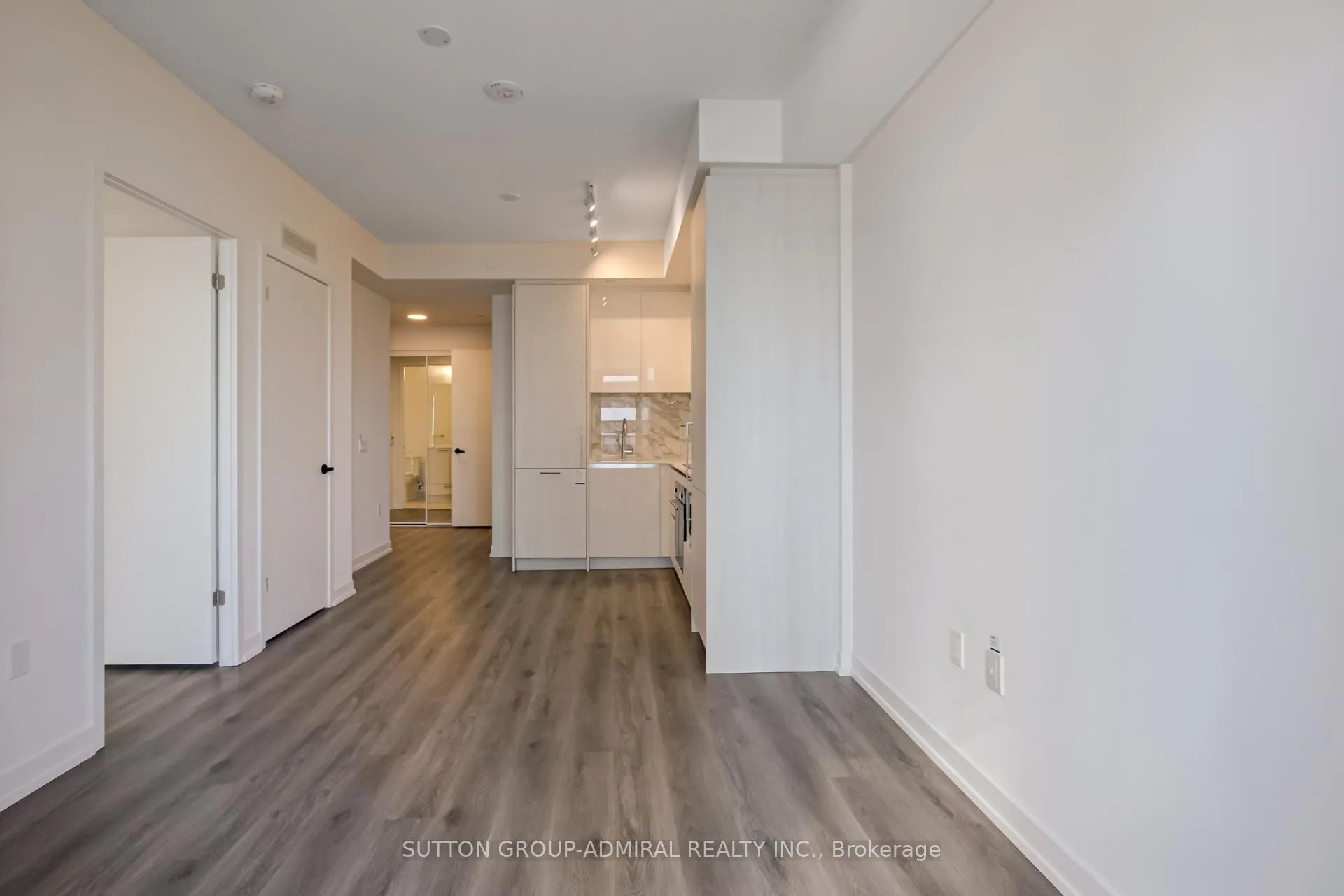 Photo 10 of Unit 1501, 225 Commerce Street, Vaughan, Vaughan Corporate Centre — HOMEH
