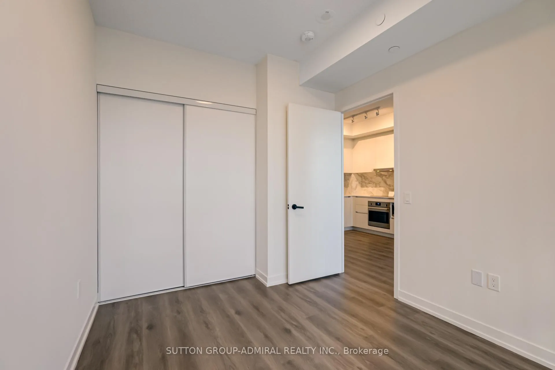 Photo 13 of Unit 1501, 225 Commerce Street, Vaughan, Vaughan Corporate Centre — HOMEH