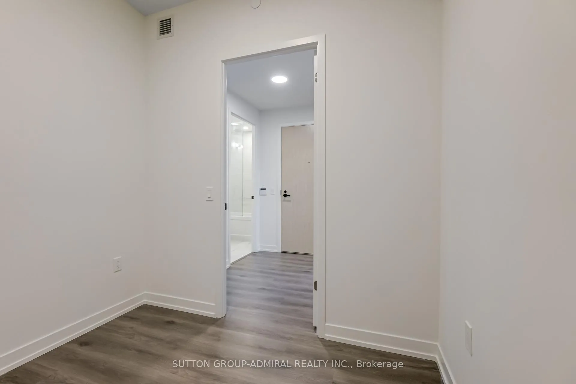 Photo 15 of Unit 1501, 225 Commerce Street, Vaughan, Vaughan Corporate Centre — HOMEH