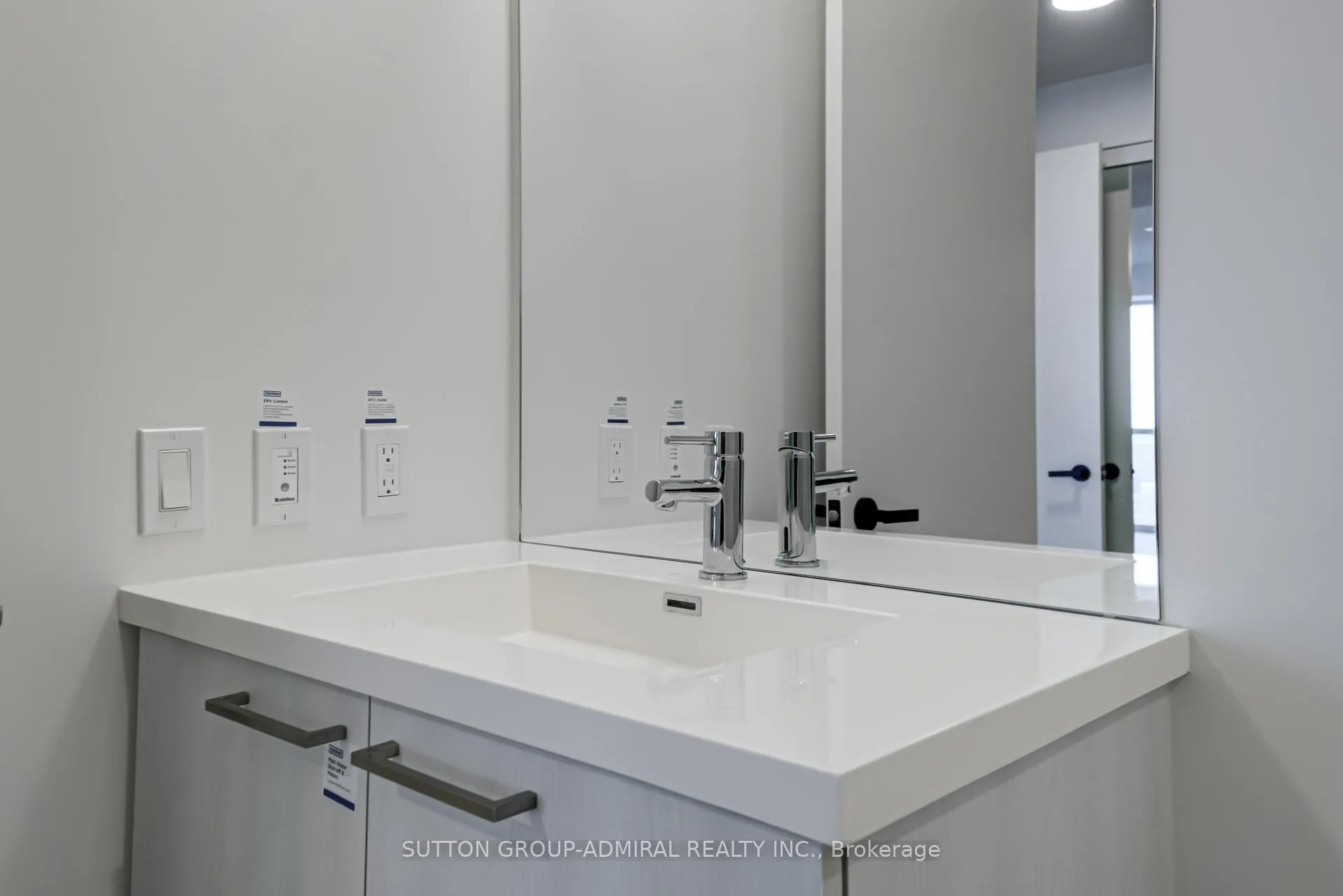 Photo 17 of Unit 1501, 225 Commerce Street, Vaughan, Vaughan Corporate Centre — HOMEH