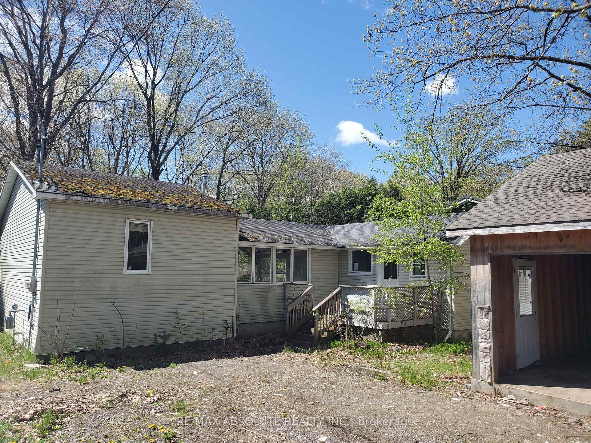 Photo 2 of 755 Bayview Drive, Ottawa, Constance Bay — HOMEH