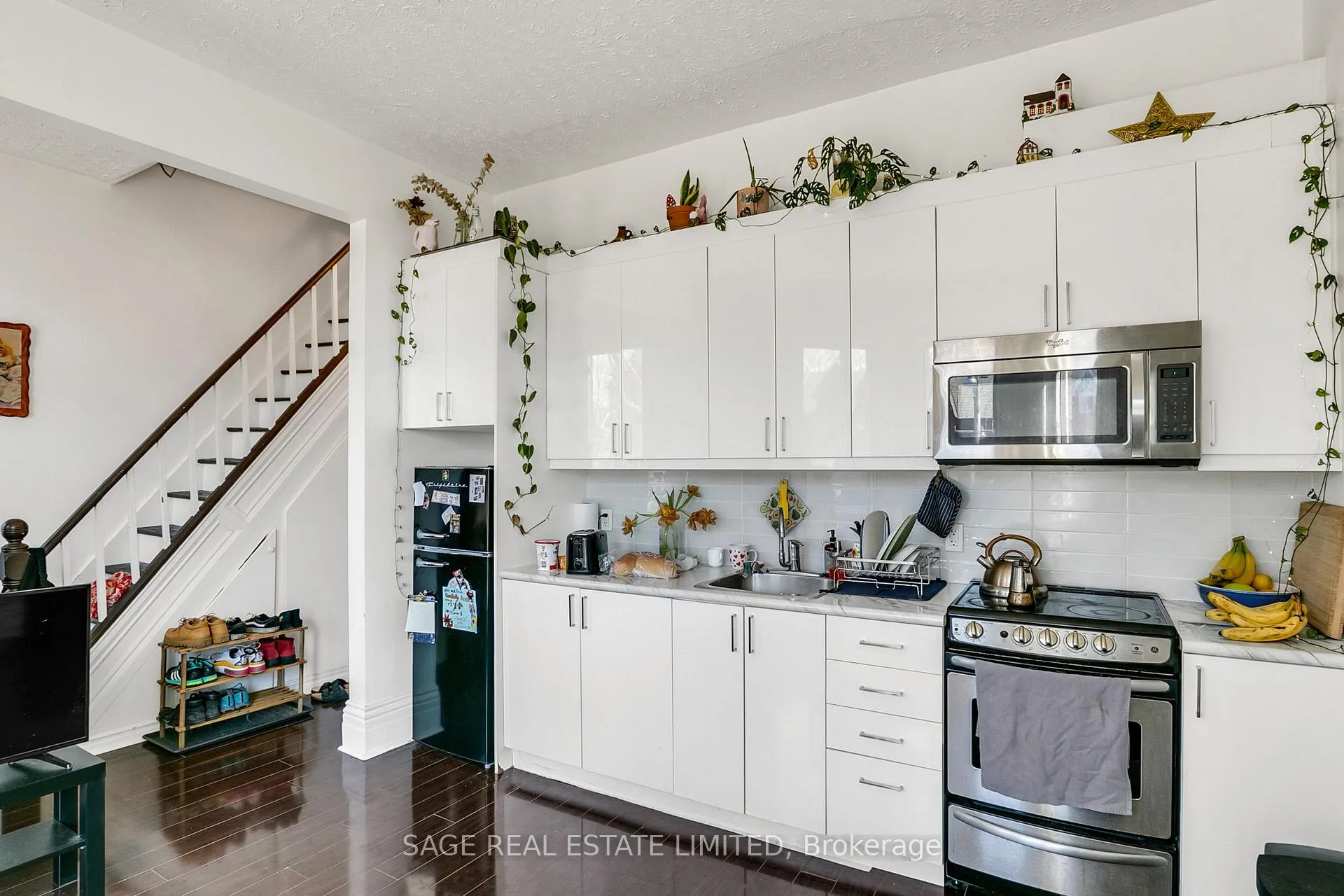 Photo 17 of 65 Lakeview Avenue, Toronto, Trinity-Bellwoods — HOMEH