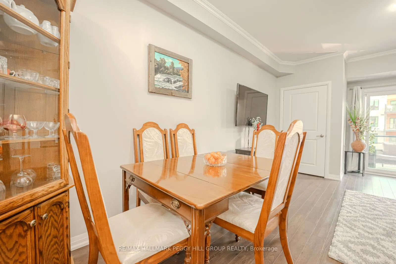 Photo 6 of Unit 411, 306 Essa Road, Barrie, 400 West — HOMEH
