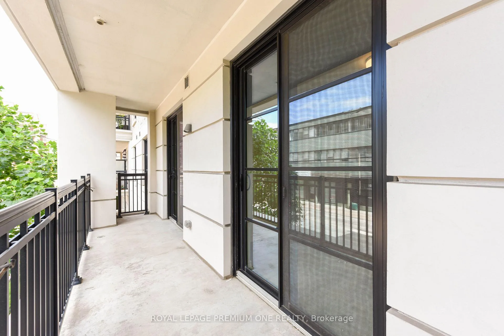 Photo 20 of Unit 207, 571 Prince Edward Drive N, Etobicoke, Kingsway South — HOMEH