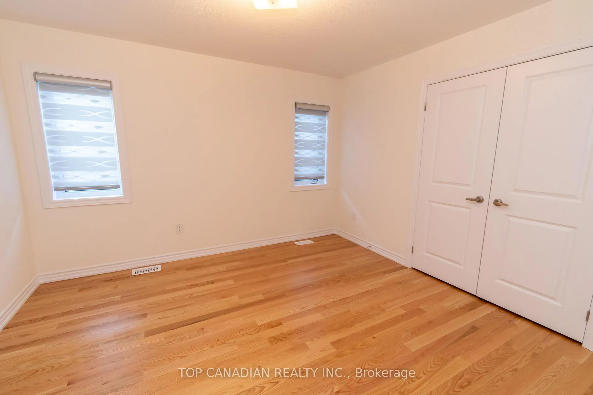 Photo 20 of 33 Durham Avenue, Barrie, Rural Barrie Southeast — HOMEH