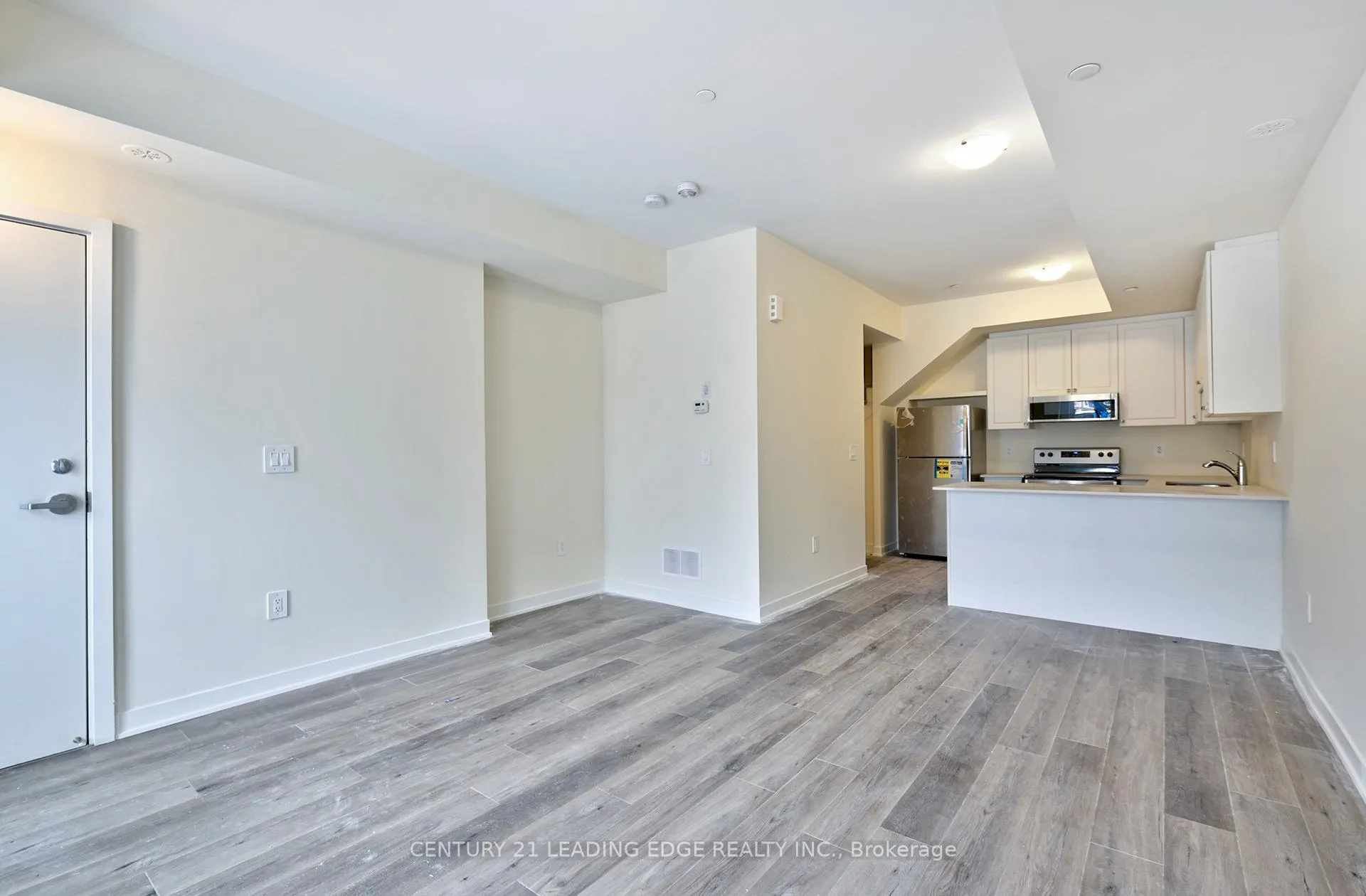 Photo 6 of Unit 221, 1695 Dersan Street, Pickering, Duffin Heights — HOMEH