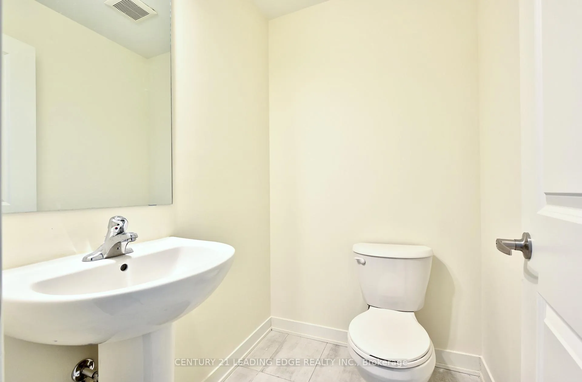 Photo 10 of Unit 221, 1695 Dersan Street, Pickering, Duffin Heights — HOMEH