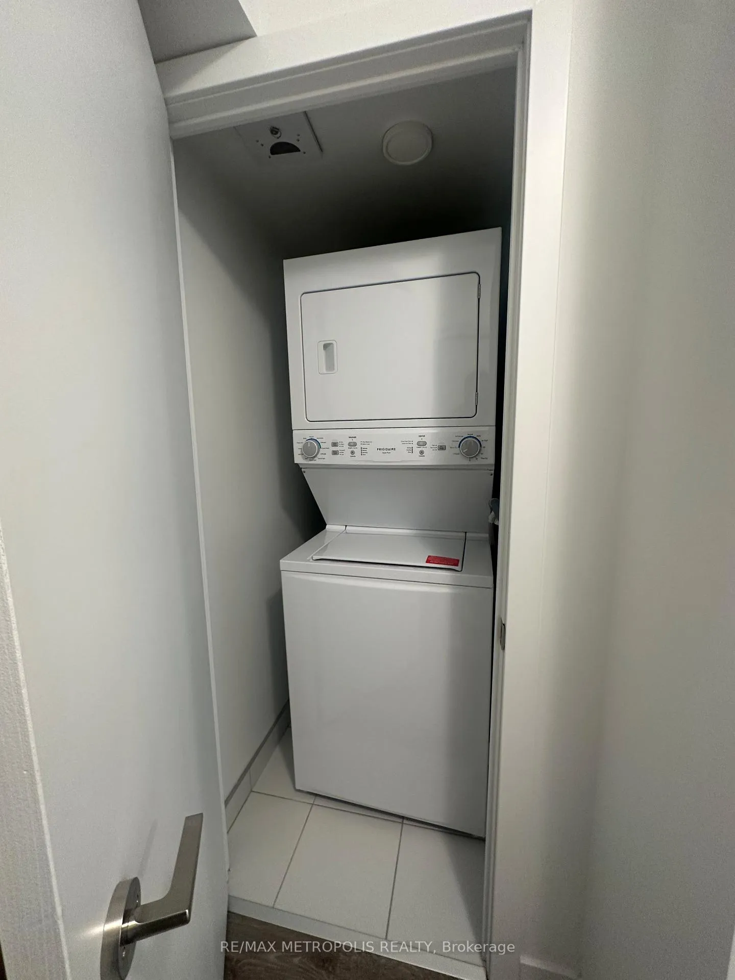 Photo 12 of Unit 206, 1455 Celebration Drive, Pickering, Bay Ridges — HOMEH