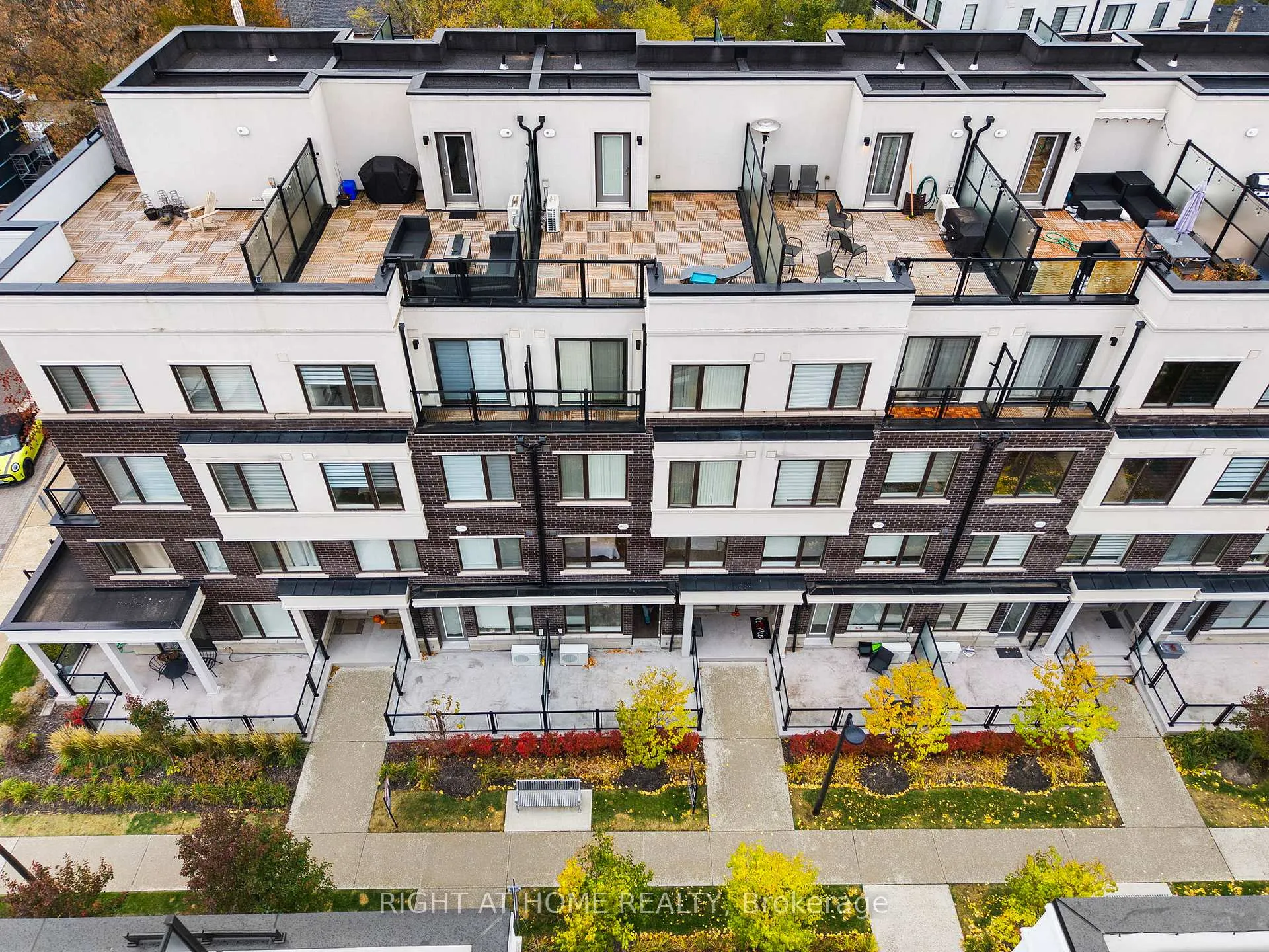 Photo 9 of Unit 59, 300 Alex Gardner Circle E, Aurora, Aurora Village — HOMEH