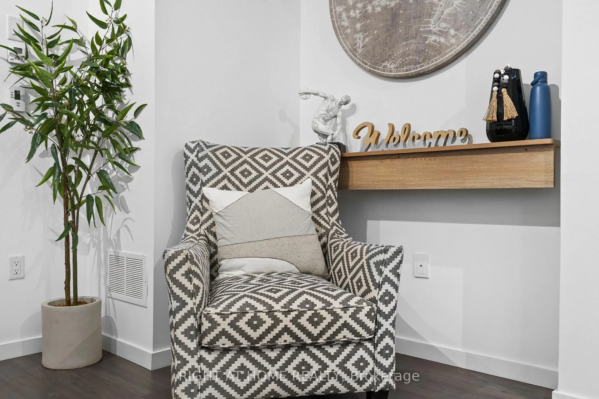 Photo 16 of Unit 59, 300 Alex Gardner Circle E, Aurora, Aurora Village — HOMEH