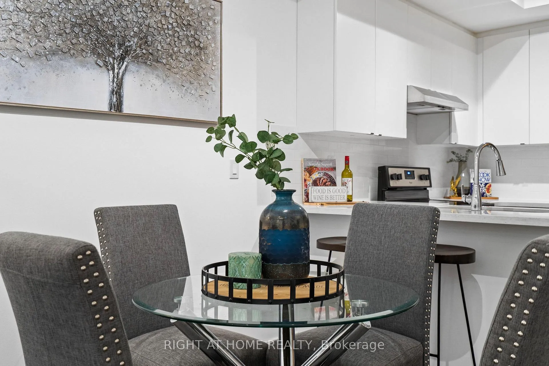 Photo 18 of Unit 59, 300 Alex Gardner Circle E, Aurora, Aurora Village — HOMEH