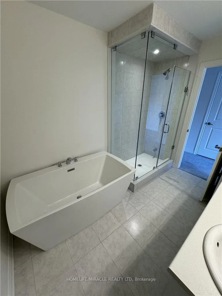 Photo 11 of Unit 54, 305 Garner Road W, Hamilton, Ancaster — HOMEH