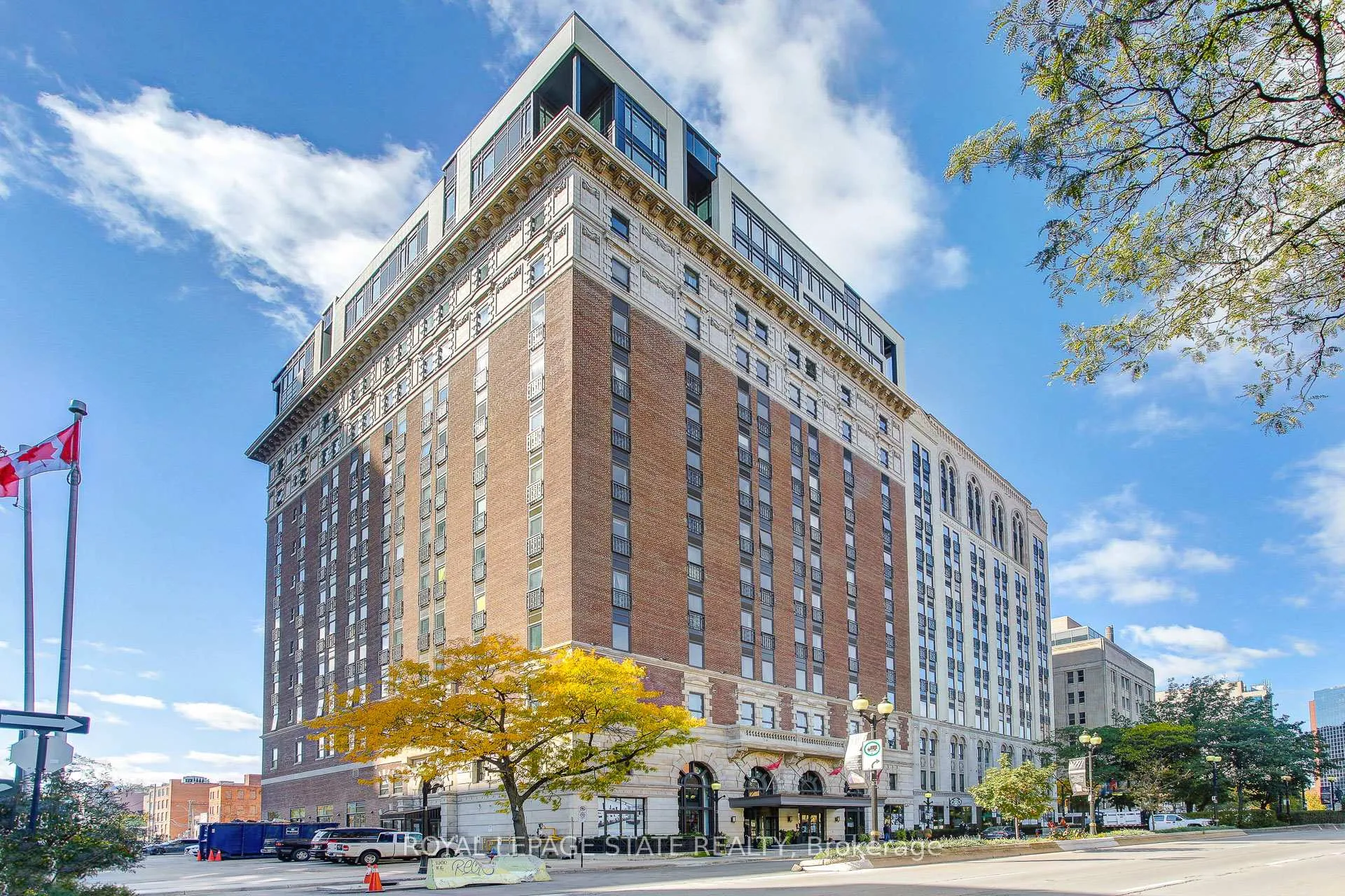 Front of Unit PH6, 112 King Street E