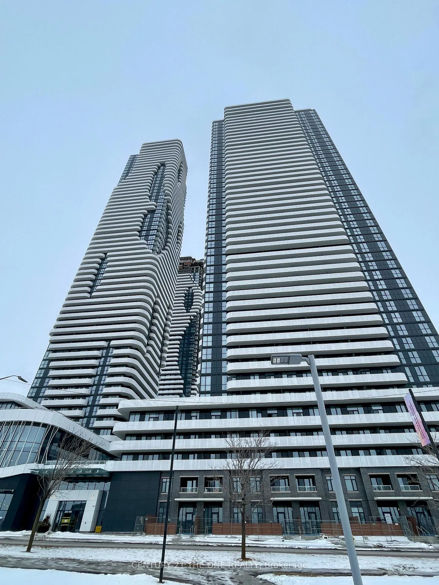 Photo 2 of Unit 2211, 195 Commerce Street, Vaughan, Vaughan Corporate Centre — HOMEH