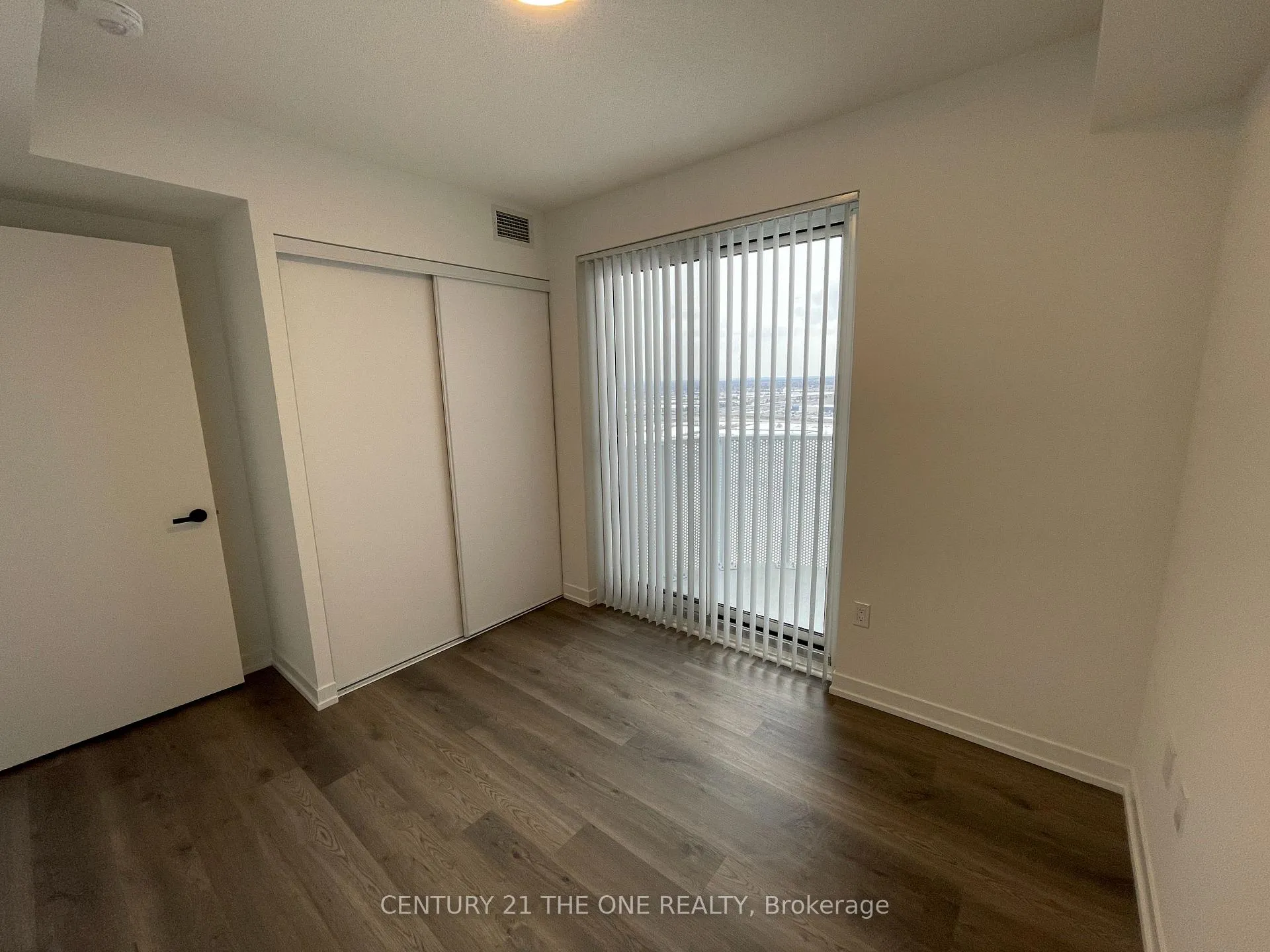 Photo 12 of Unit 2211, 195 Commerce Street, Vaughan, Vaughan Corporate Centre — HOMEH