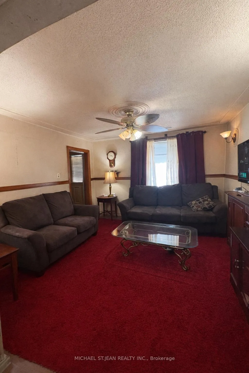 Photo 4 of 1382 Cannon Street E, Hamilton, Crown Point — HOMEH