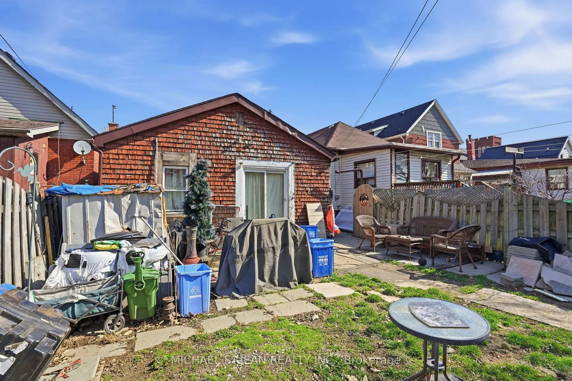 Photo 11 of 1382 Cannon Street E, Hamilton, Crown Point — HOMEH