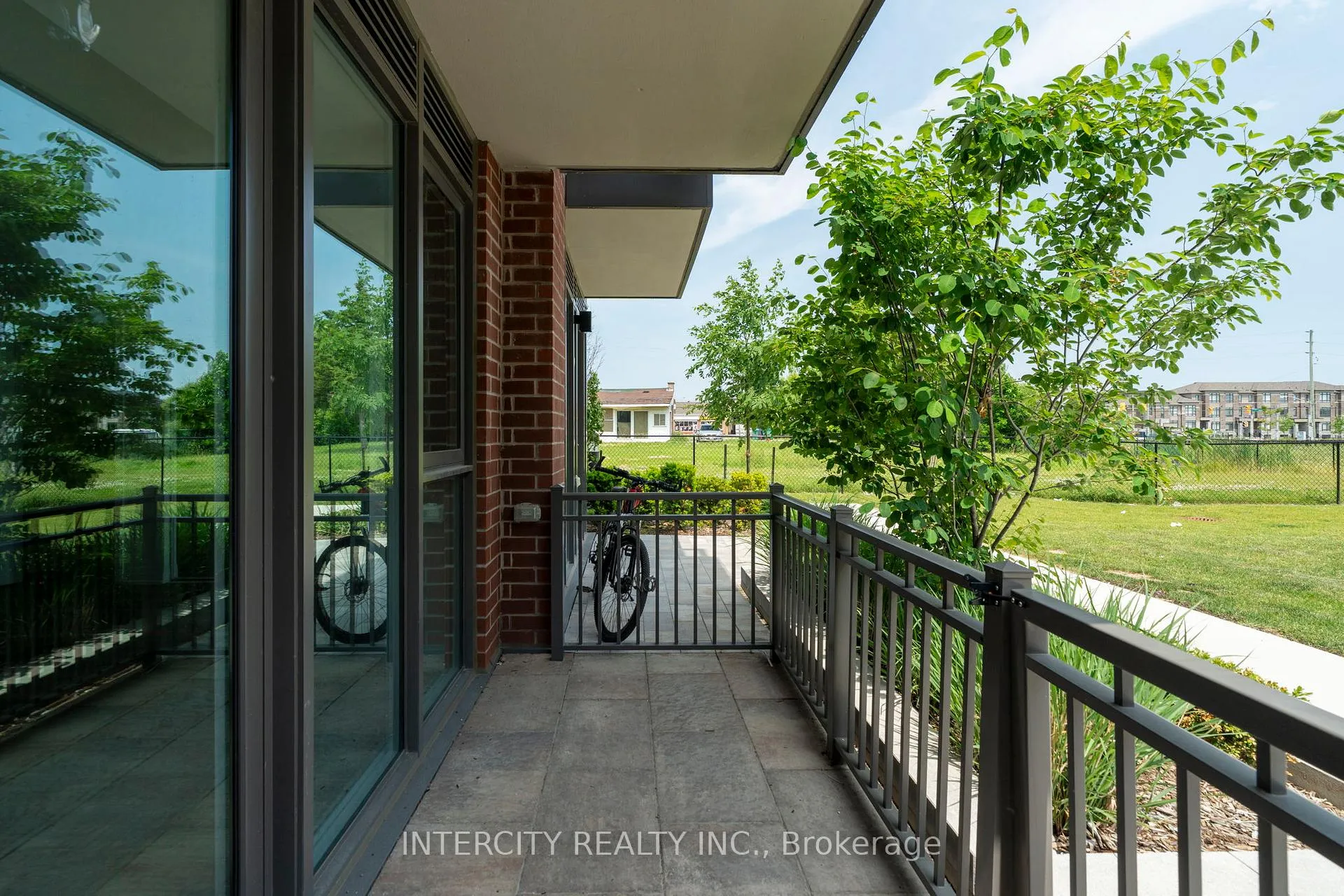 Photo 4 of Unit 148, 75 Attmar Drive, Brampton, Bram East — HOMEH