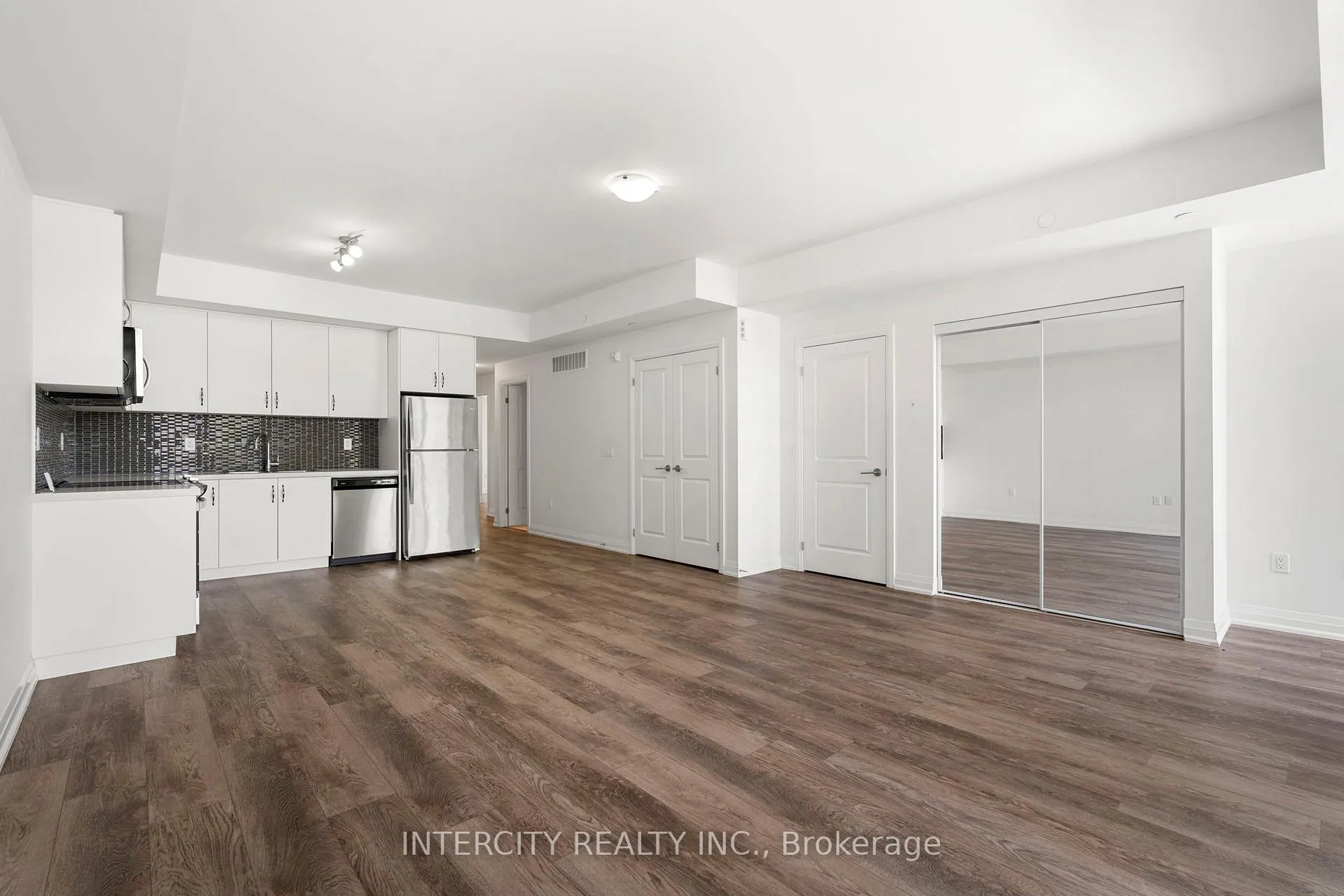 Photo 7 of Unit 148, 75 Attmar Drive, Brampton, Bram East — HOMEH