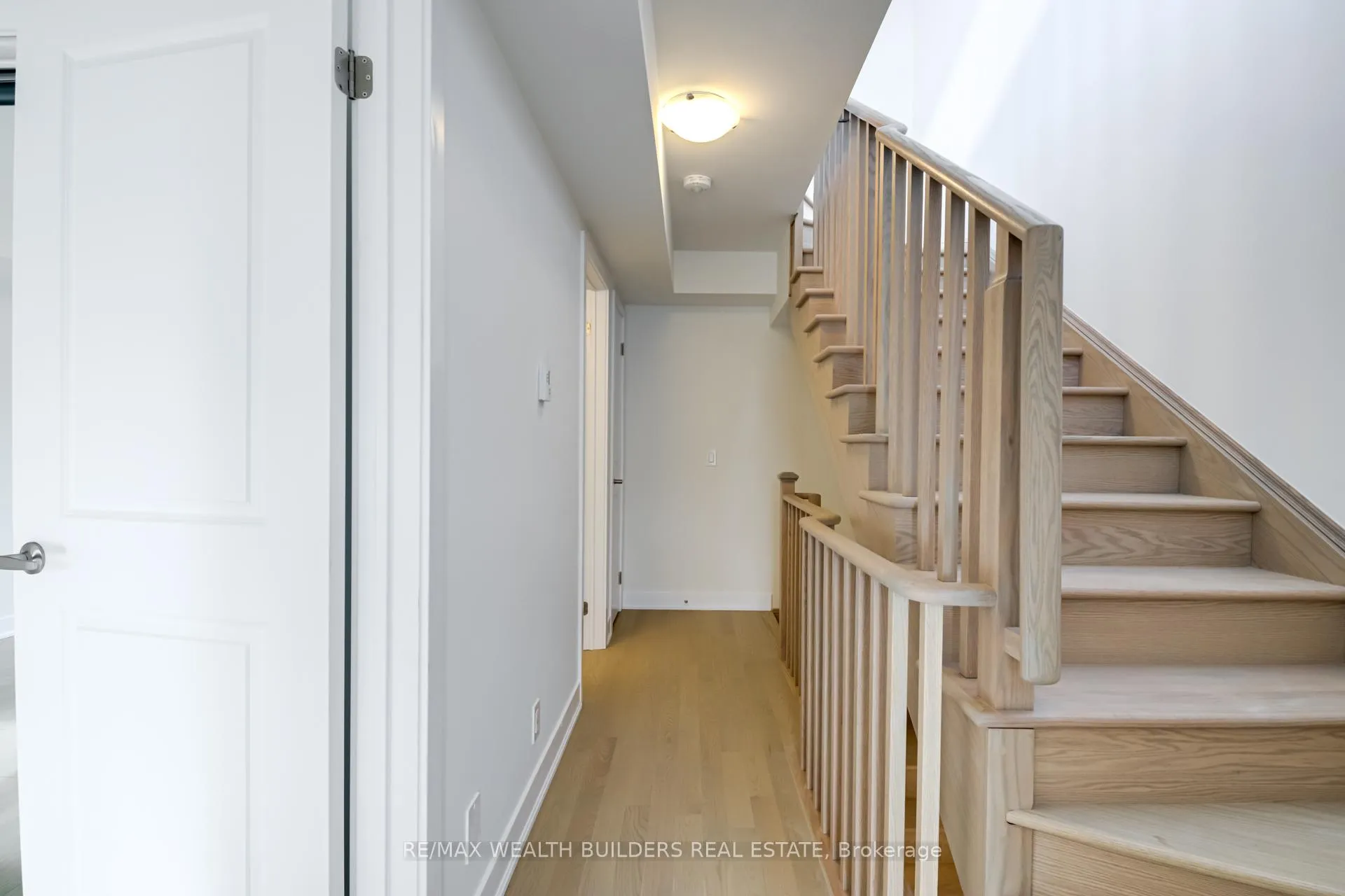 Photo 10 of 20 William Shearn Crescent, Markham, Angus Glen — HOMEH