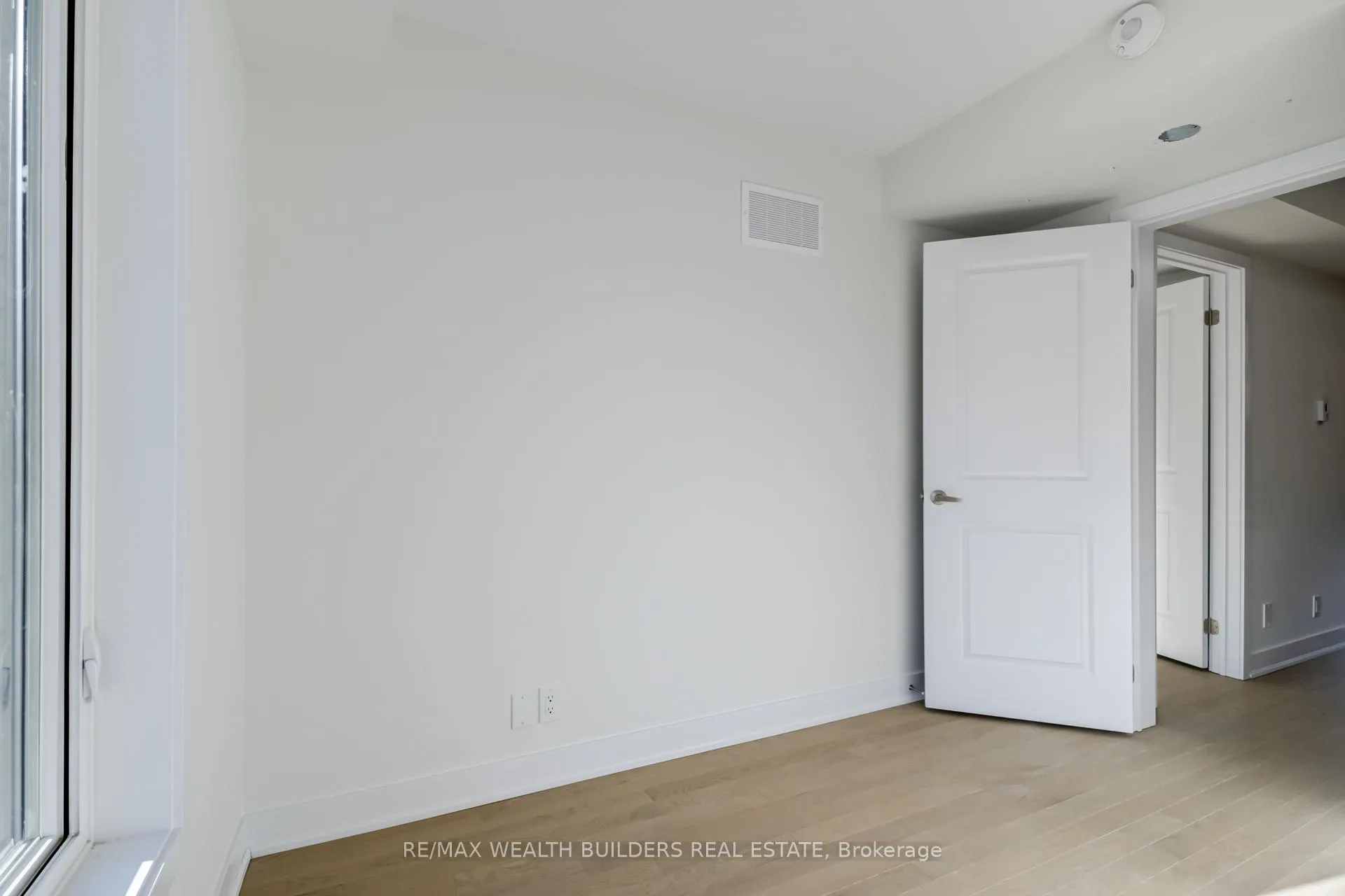 Photo 18 of 20 William Shearn Crescent, Markham, Angus Glen — HOMEH