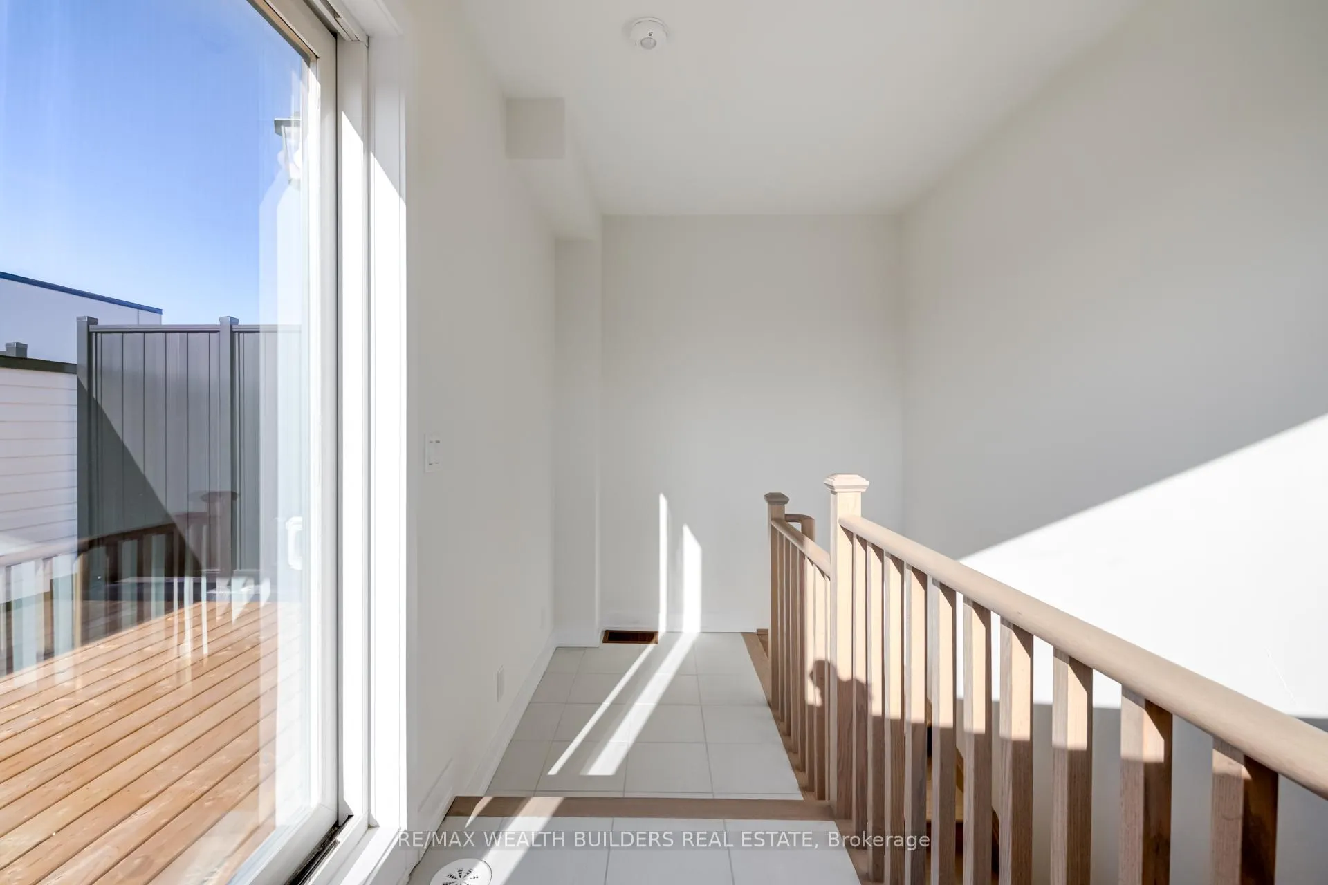 Photo 22 of 20 William Shearn Crescent, Markham, Angus Glen — HOMEH