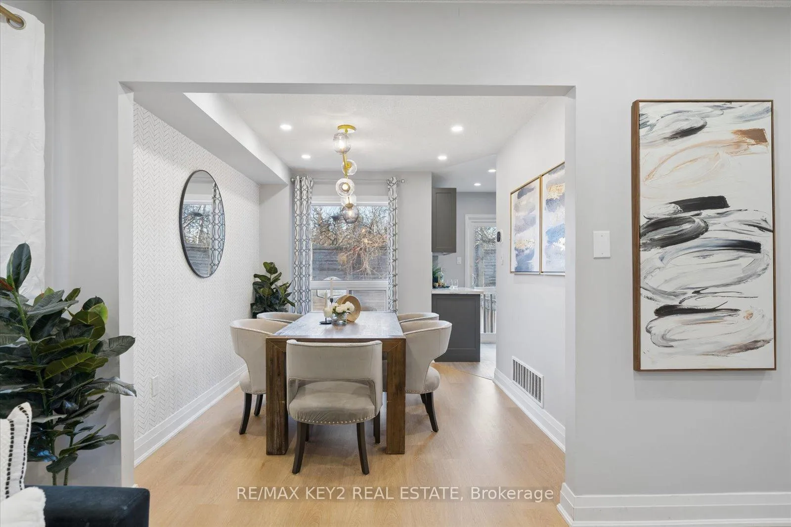 Photo 9 of 1652 Autumn Crescent, Pickering, Amberlea — HOMEH
