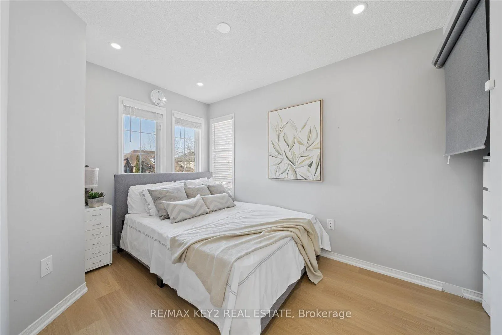 Photo 31 of 1652 Autumn Crescent, Pickering, Amberlea — HOMEH
