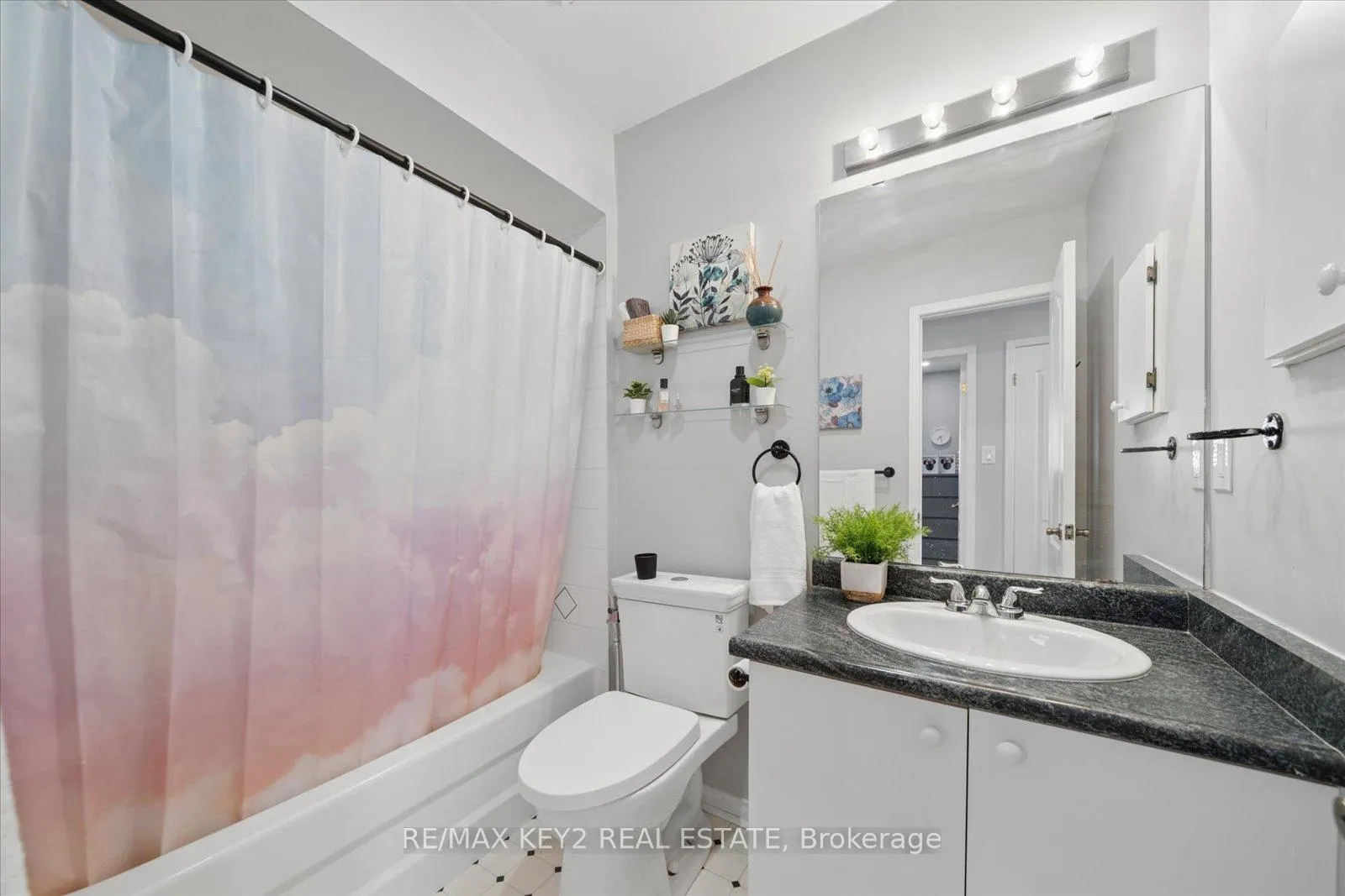 Photo 32 of 1652 Autumn Crescent, Pickering, Amberlea — HOMEH