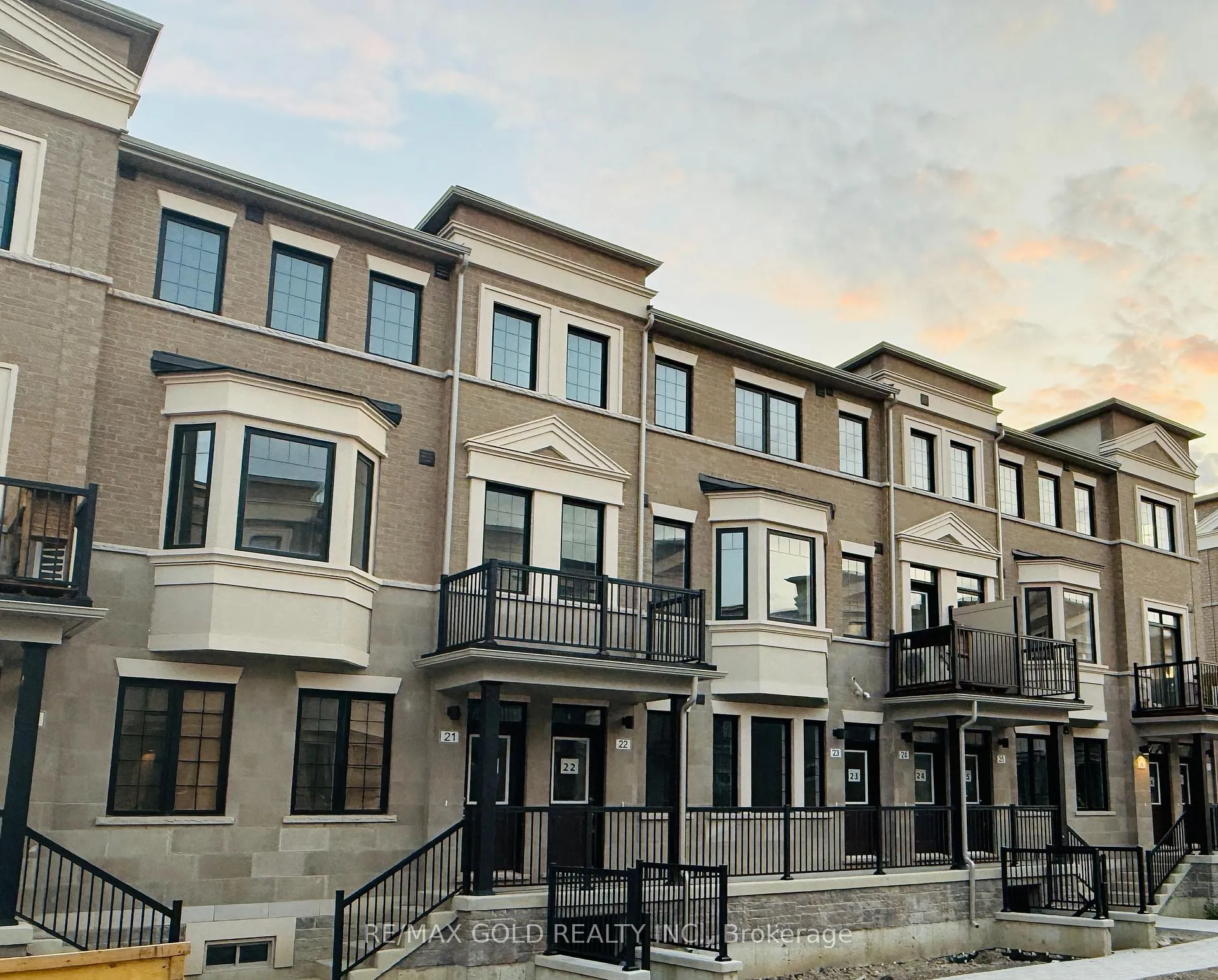 Photo 1 of Unit 22, 4380 Ebenezer Road, Brampton, Bram East — HOMEH