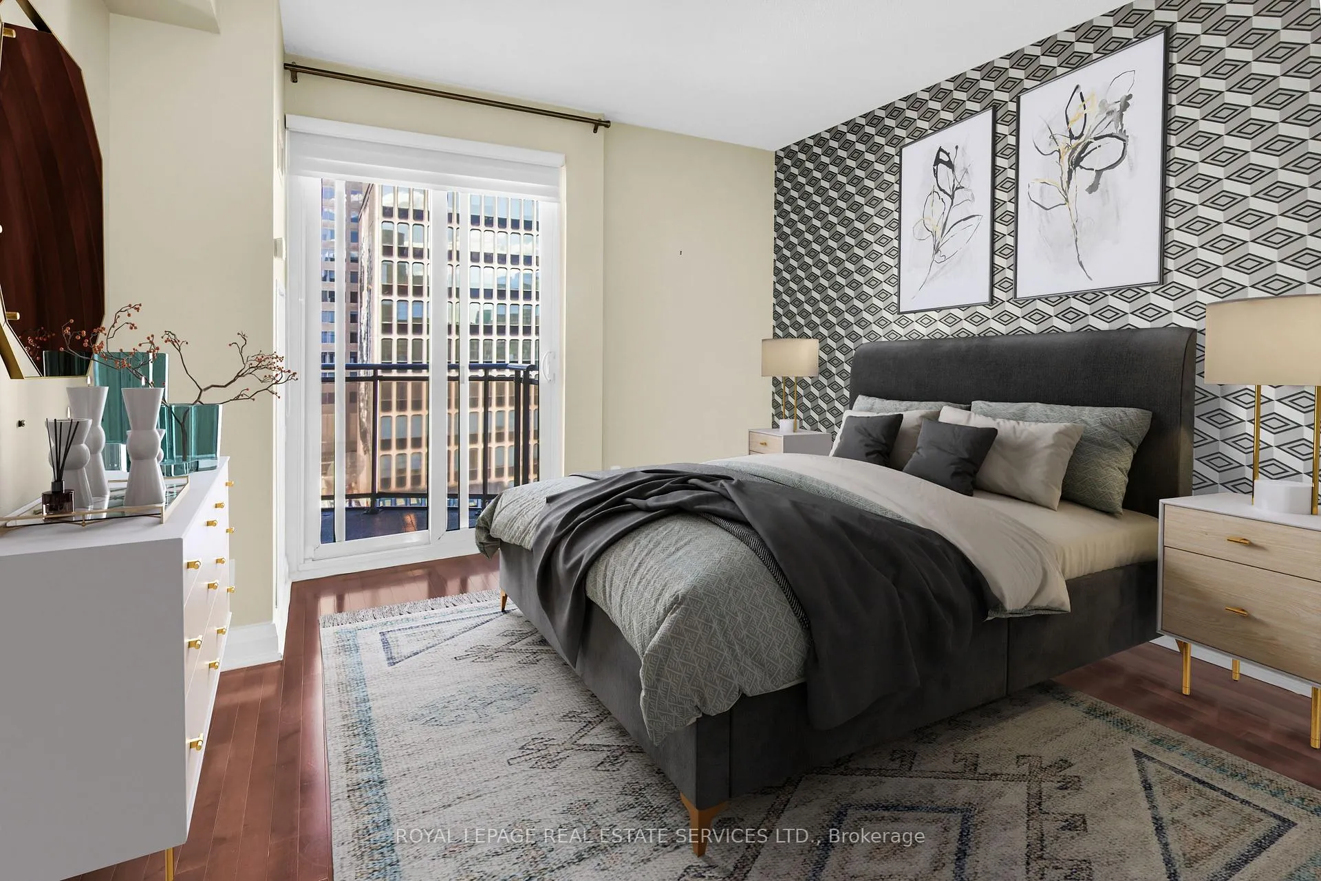 Photo 6 of Unit 1006, 1430 Yonge Street, Toronto, Yonge-St. Clair — HOMEH