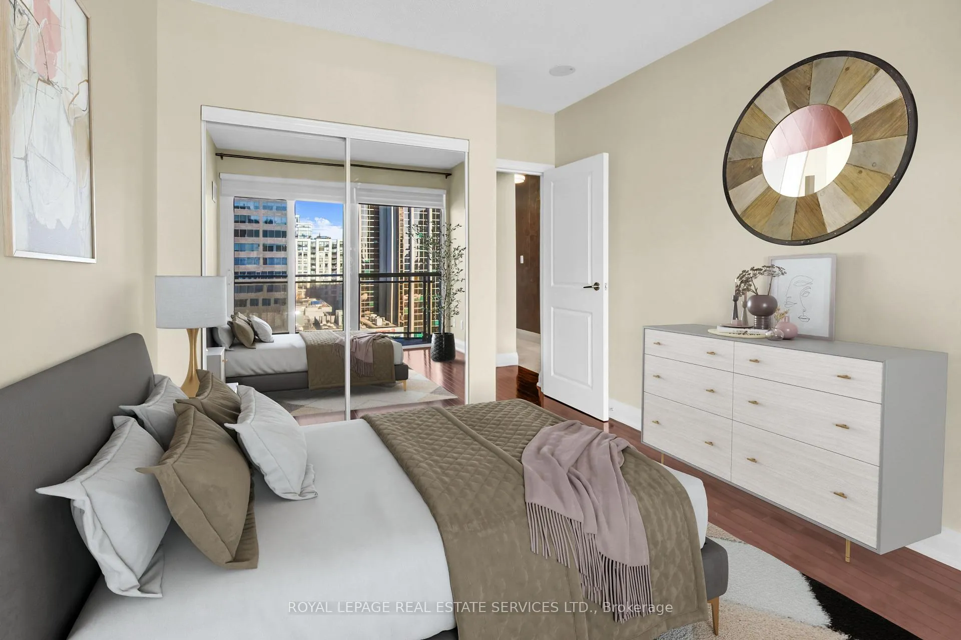 Photo 8 of Unit 1006, 1430 Yonge Street, Toronto, Yonge-St. Clair — HOMEH