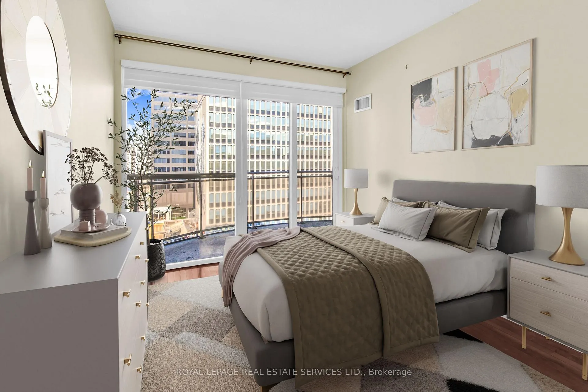 Photo 9 of Unit 1006, 1430 Yonge Street, Toronto, Yonge-St. Clair — HOMEH