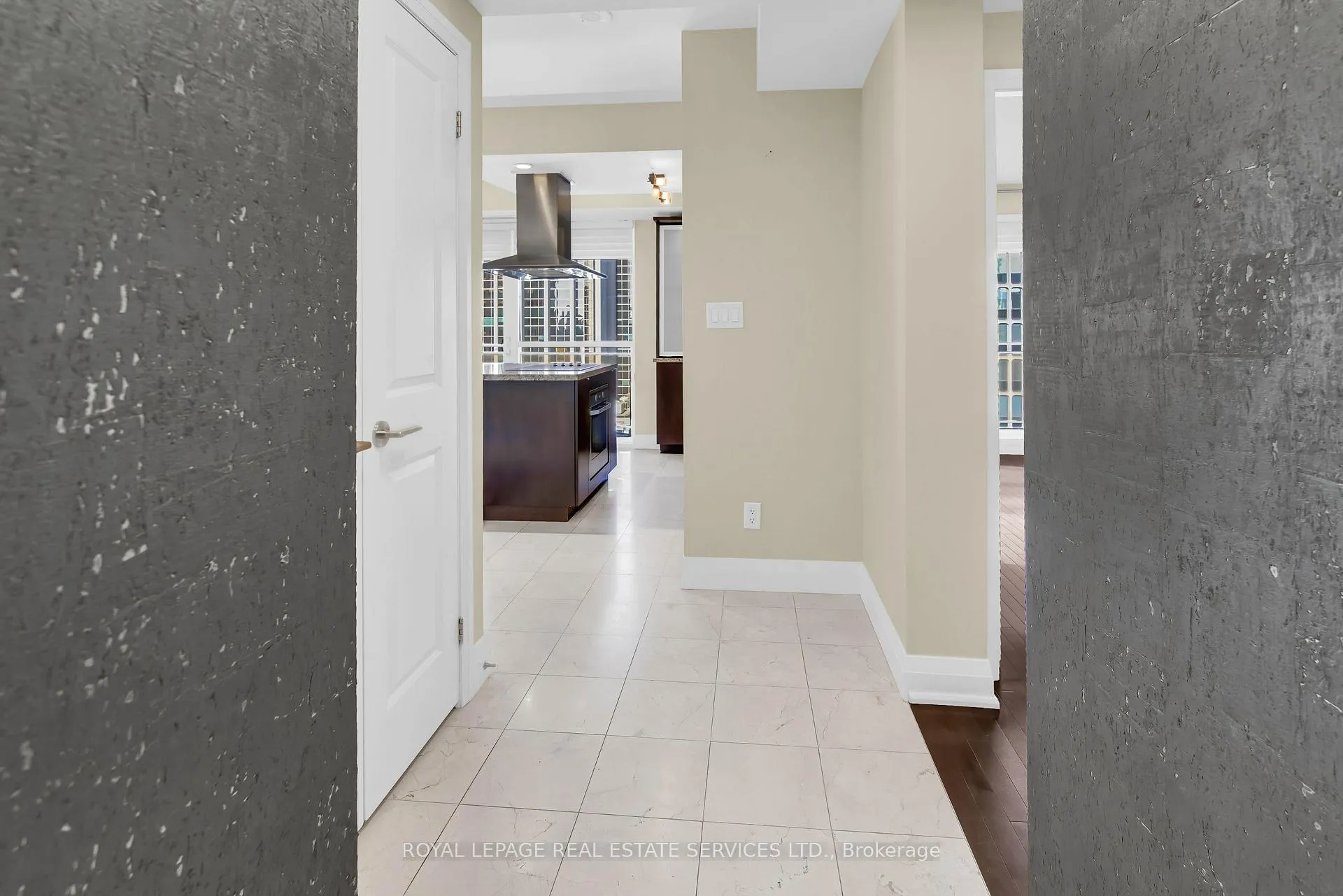 Photo 11 of Unit 1006, 1430 Yonge Street, Toronto, Yonge-St. Clair — HOMEH