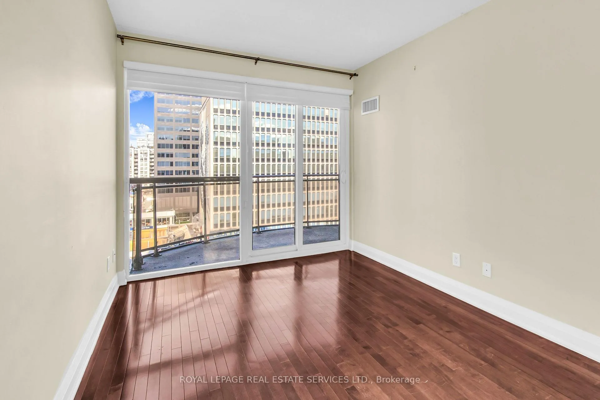 Photo 28 of Unit 1006, 1430 Yonge Street, Toronto, Yonge-St. Clair — HOMEH