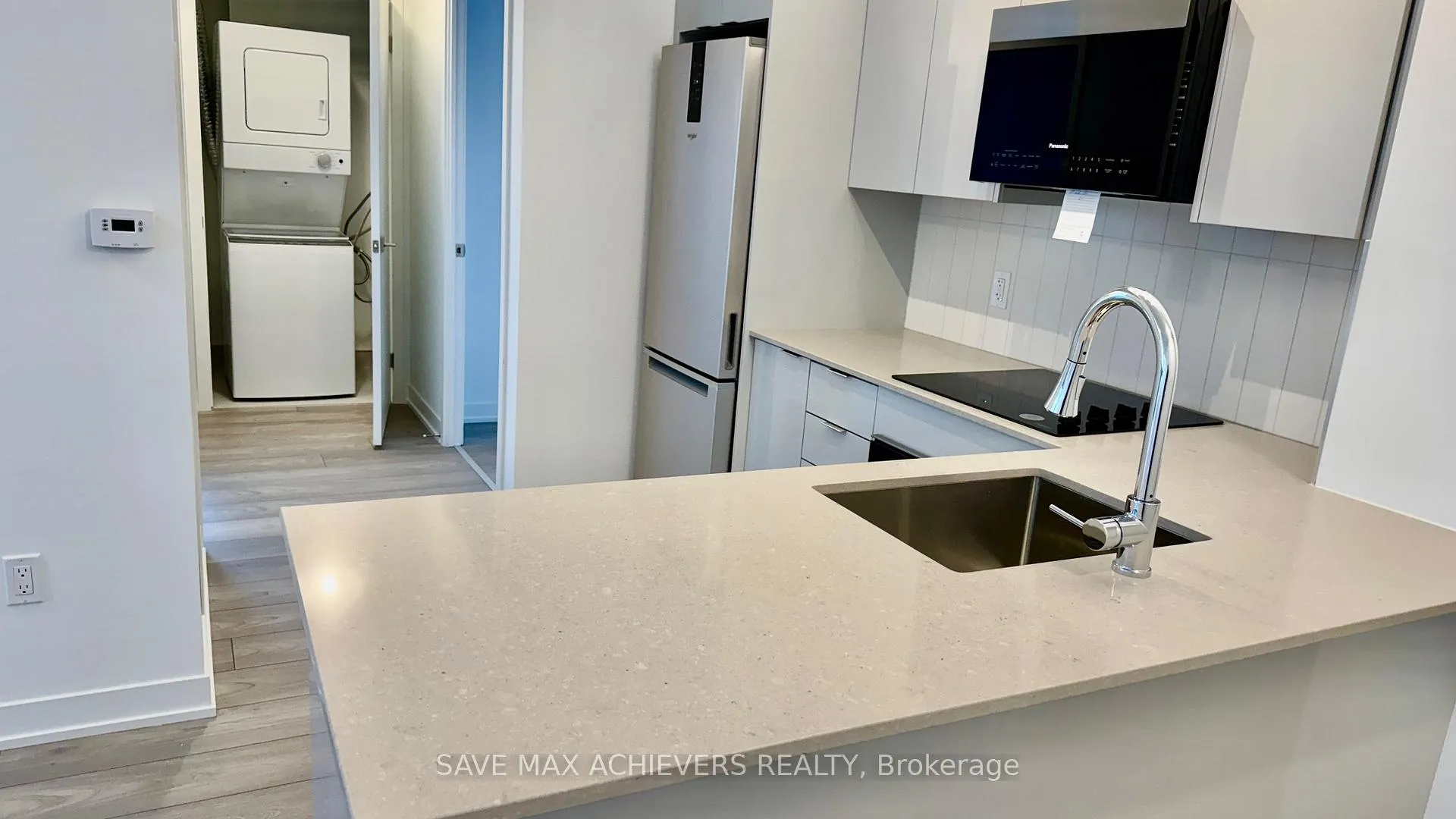 Photo 9 of Unit 2018, 10 Abeja Street, Vaughan, Concord — HOMEH