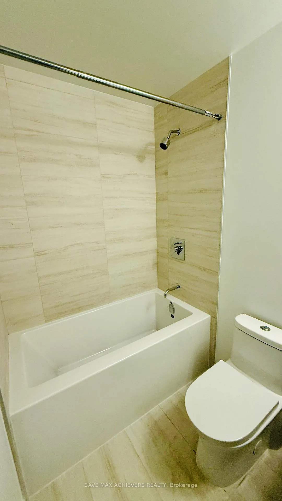 Photo 18 of Unit 2018, 10 Abeja Street, Vaughan, Concord — HOMEH