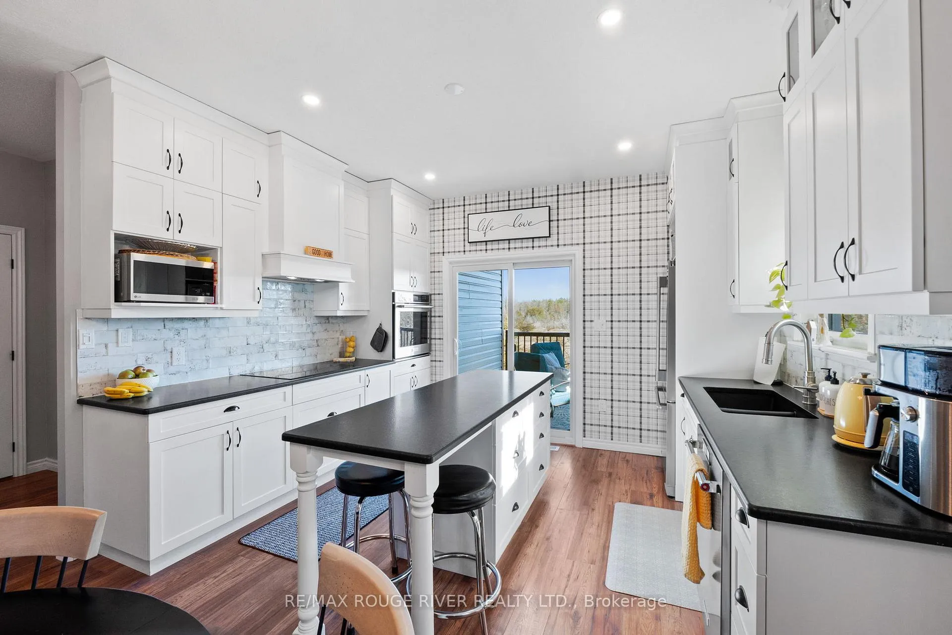 Photo 15 of 124 Brennan Crescent, Loyalist, Odessa — HOMEH