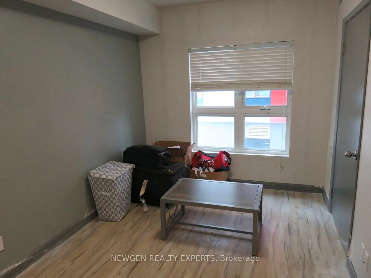 Photo 5 of Unit 135, 258 A Sunview Street W, Waterloo — HOMEH