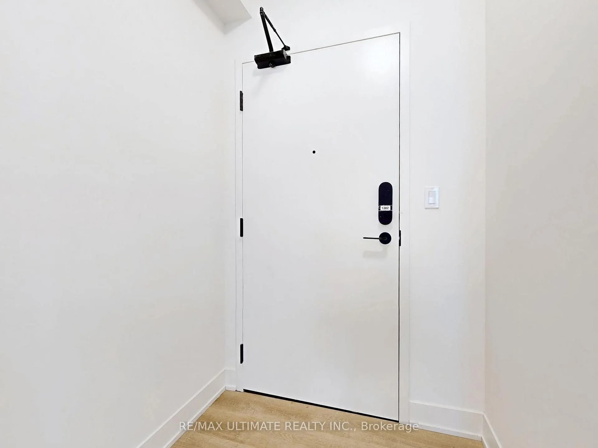 Photo 4 of Unit 1302, 38 Andre De Grasse Street, Markham, Unionville — HOMEH
