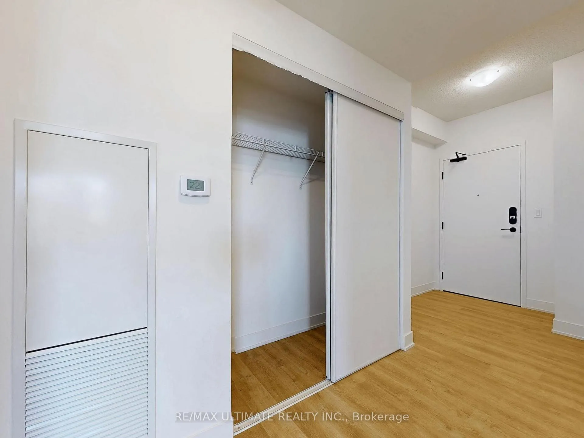 Photo 5 of Unit 1302, 38 Andre De Grasse Street, Markham, Unionville — HOMEH