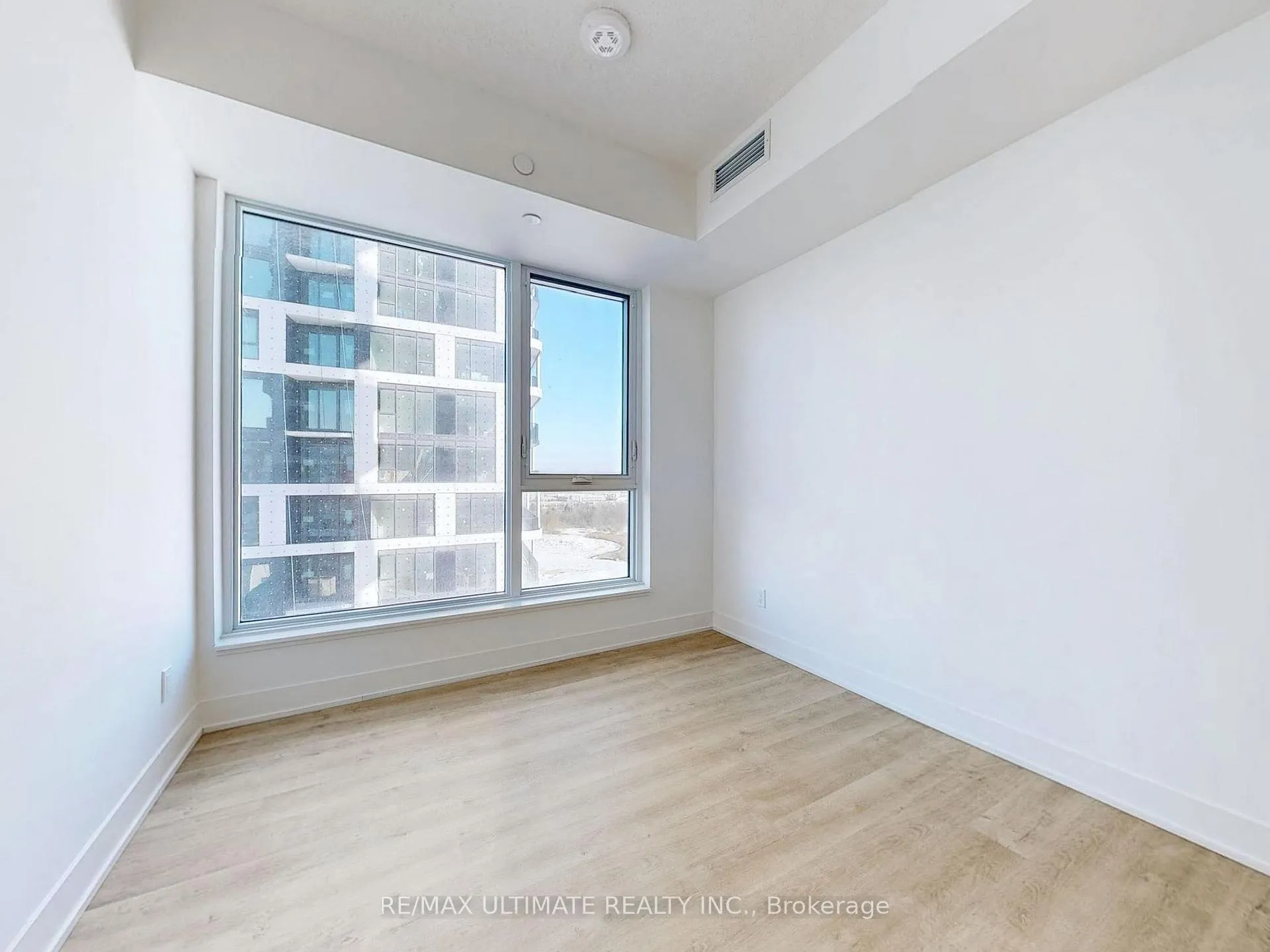 Photo 22 of Unit 1302, 38 Andre De Grasse Street, Markham, Unionville — HOMEH