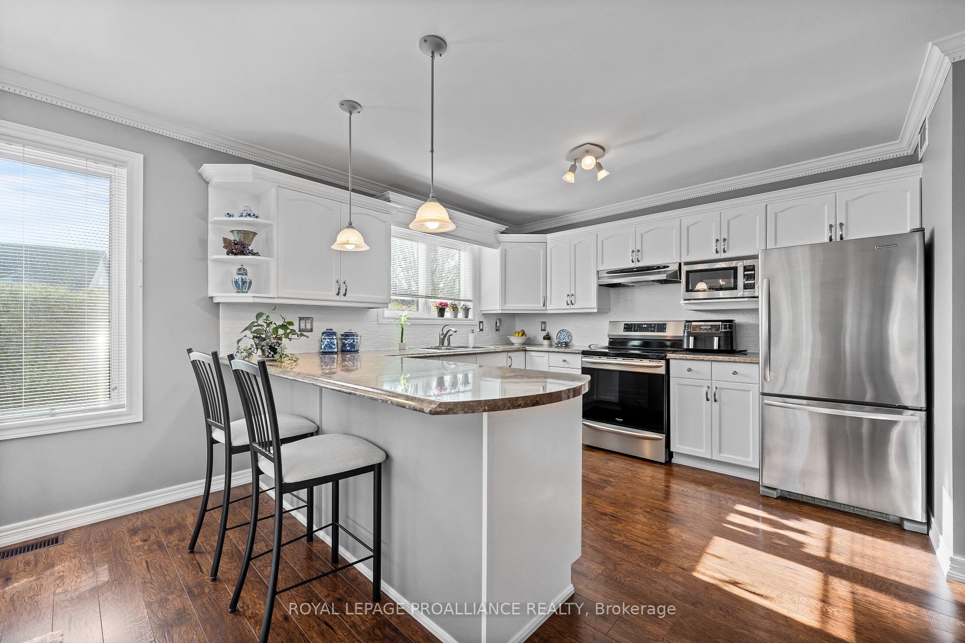 Photo 10 of 2 Sandpiper Way, Brighton — HOMEH