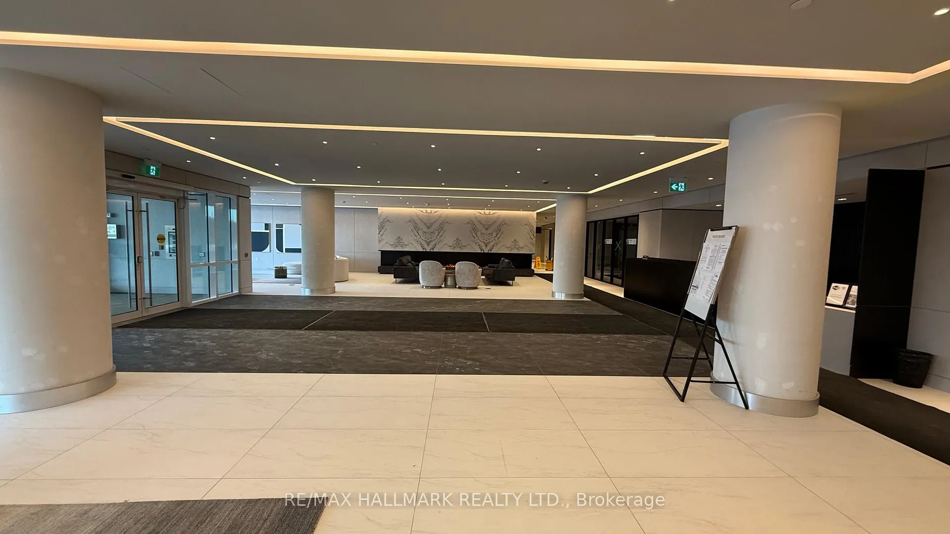 Photo 9 of Unit 2308, 50 Upper Mall Way, Vaughan, Brownridge — HOMEH