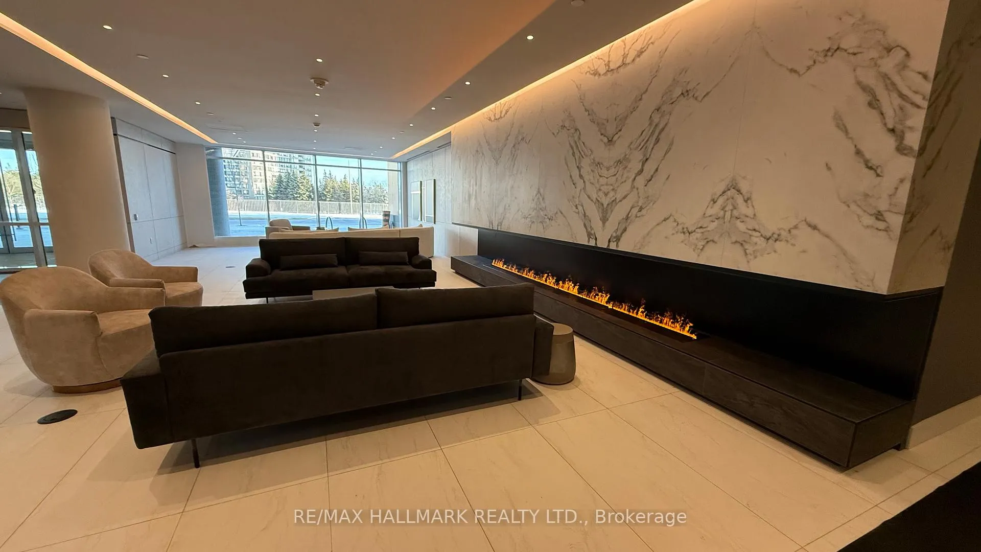 Photo 10 of Unit 2308, 50 Upper Mall Way, Vaughan, Brownridge — HOMEH