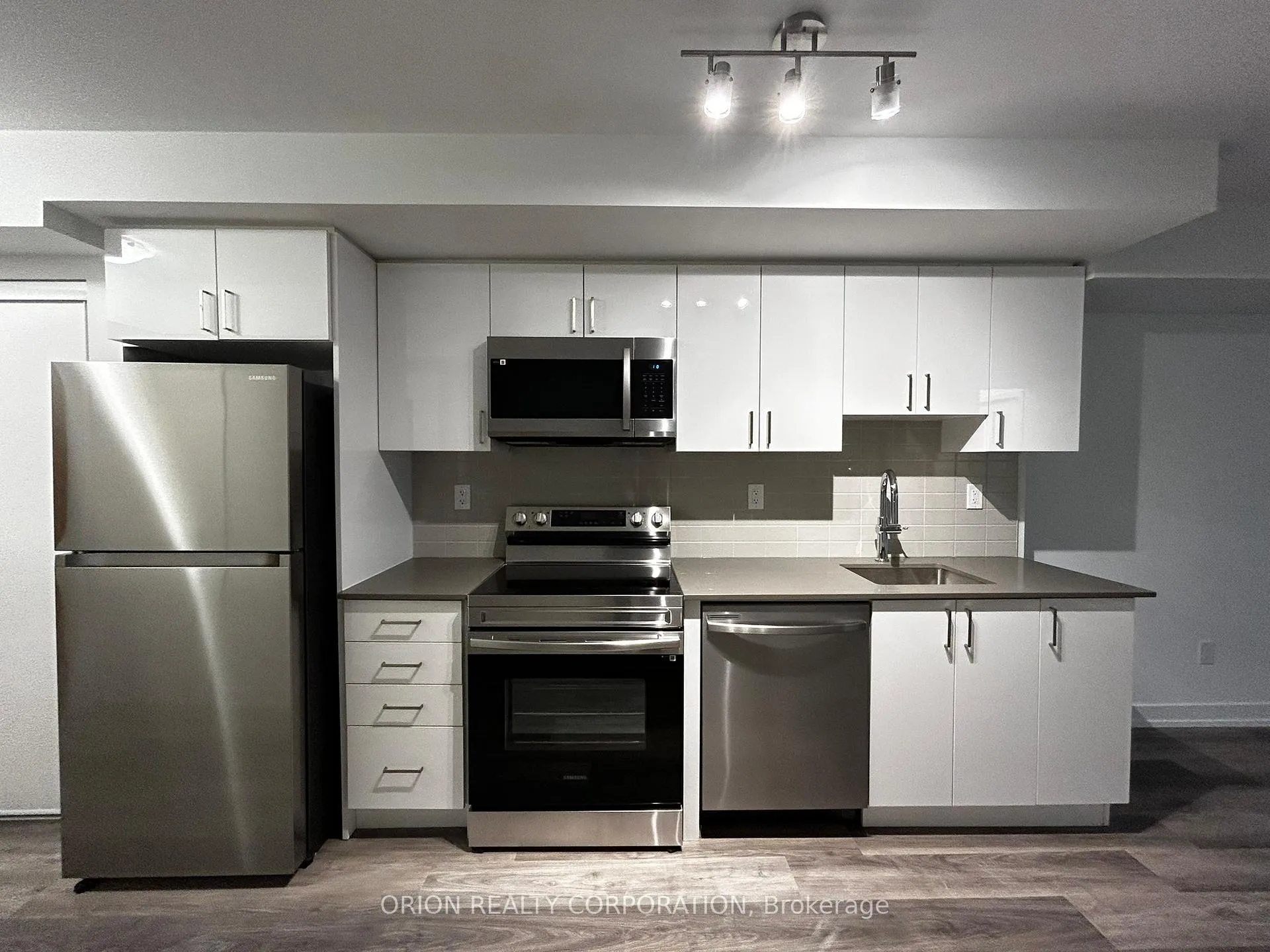 Photo 4 of Unit 505, 1435 Celebration Drive, Pickering, Bay Ridges — HOMEH