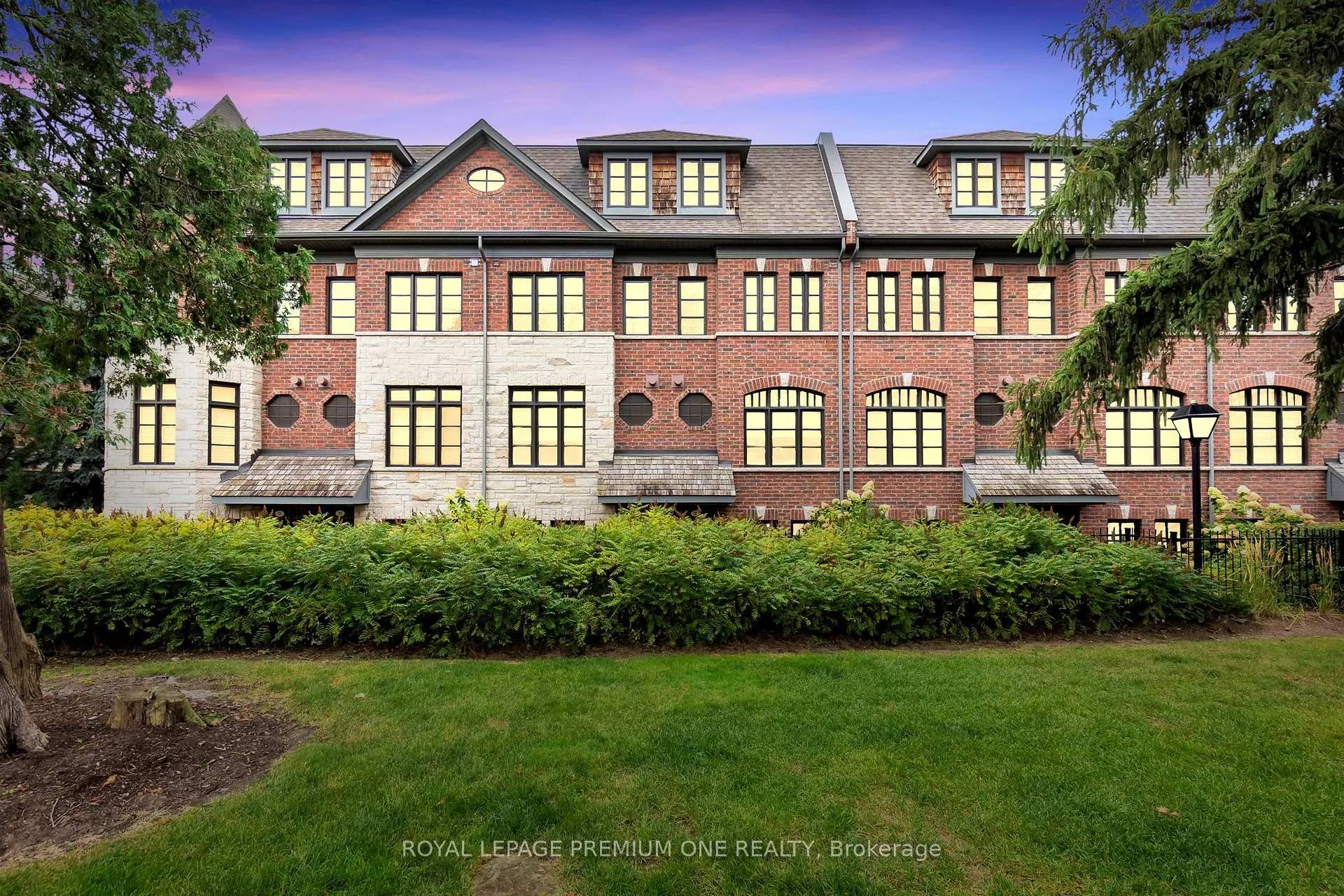 Photo 1 of 29 Nease Lane, Vaughan, West Woodbridge — HOMEH