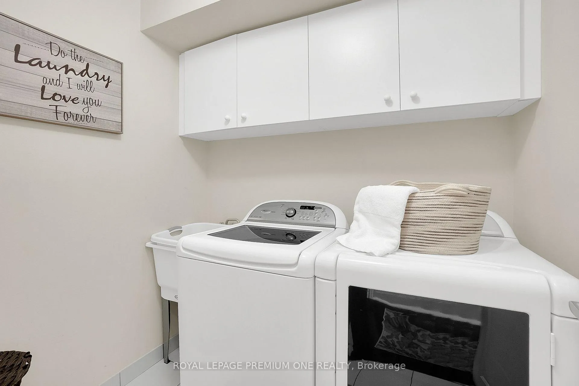 Photo 21 of 29 Nease Lane, Vaughan, West Woodbridge — HOMEH