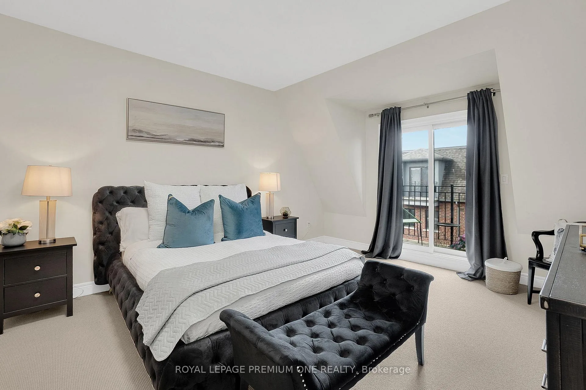 Photo 23 of 29 Nease Lane, Vaughan, West Woodbridge — HOMEH